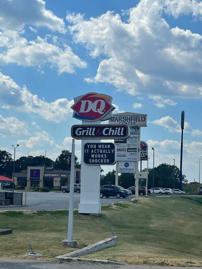 Hilarious Billboard War Between McDonald’s And Dairy Queen In Missouri Is Getting Serious - 7