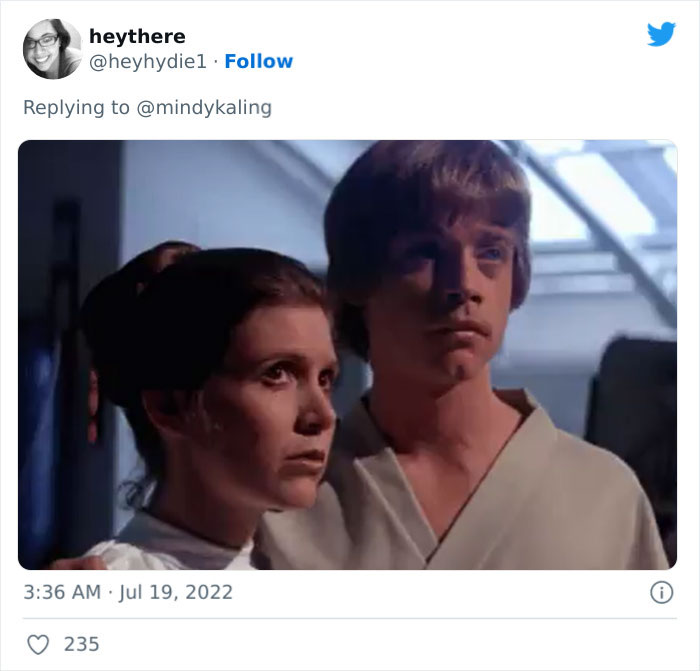 17 Examples Of White TV Siblings Who Had Flirty Relations, As Pointed Out By Folks ON Twitter - 19