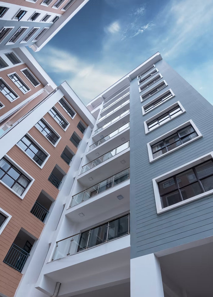 “Is That Legal?”: Woman Can’t Believe Her Neighbor With The Same Floor Plan Pays $600 More Than Her In Rent - 1