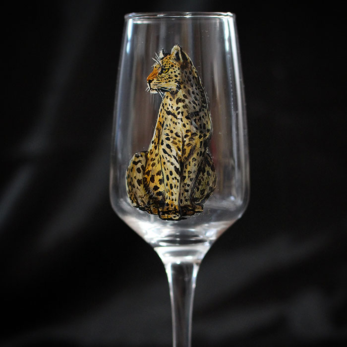 I Used Glasses For Painting Realistic Animals And Here Are 19 Photos Of Them (New Pics)