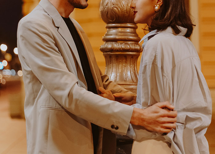 People Claim These Things Can Be Considered Cheating (30 Posts) - 18