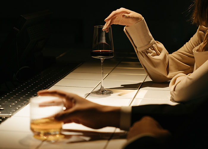 People Claim These Things Can Be Considered Cheating (30 Posts) - 9