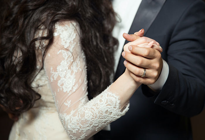 40 Wedding Horror Stories That Go From Bad To Yikes
