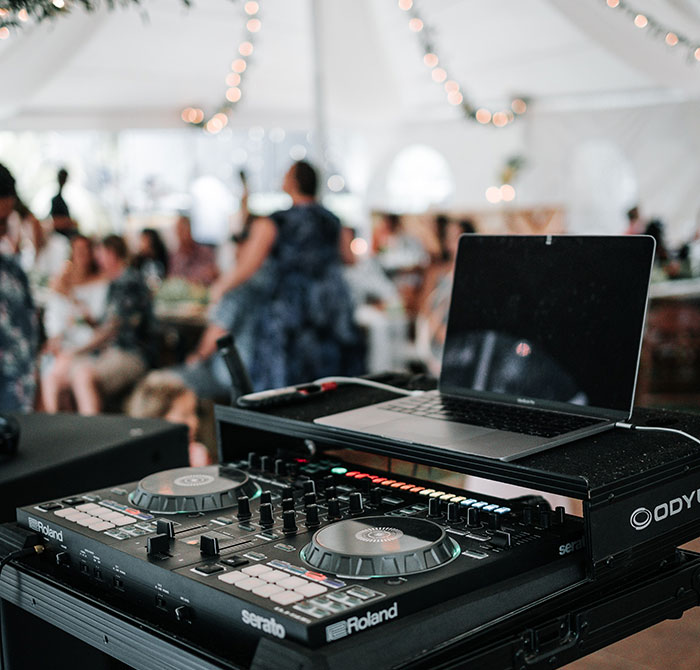 40 Wedding Horror Stories That Go From Bad To Yikes