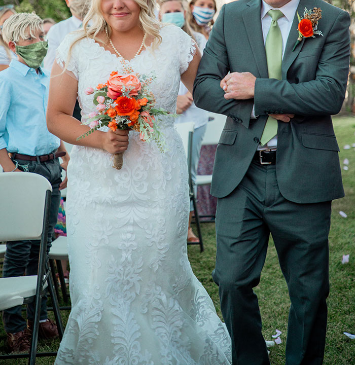 40 Wedding Horror Stories That Go From Bad To Yikes