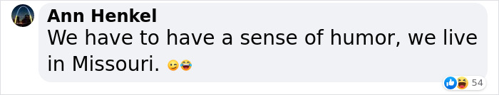 Hilarious Billboard War Between McDonald’s And Dairy Queen In Missouri Is Getting Serious - 47