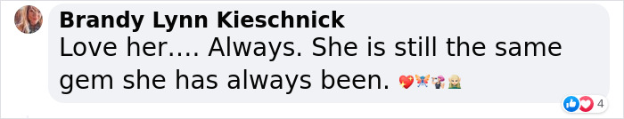 People Celebrate An Overjoyed Drew Barrymore Frolicking Around During Rainstorm