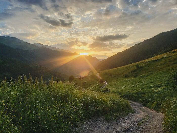 Trekking In Svaneti (9 Pics)