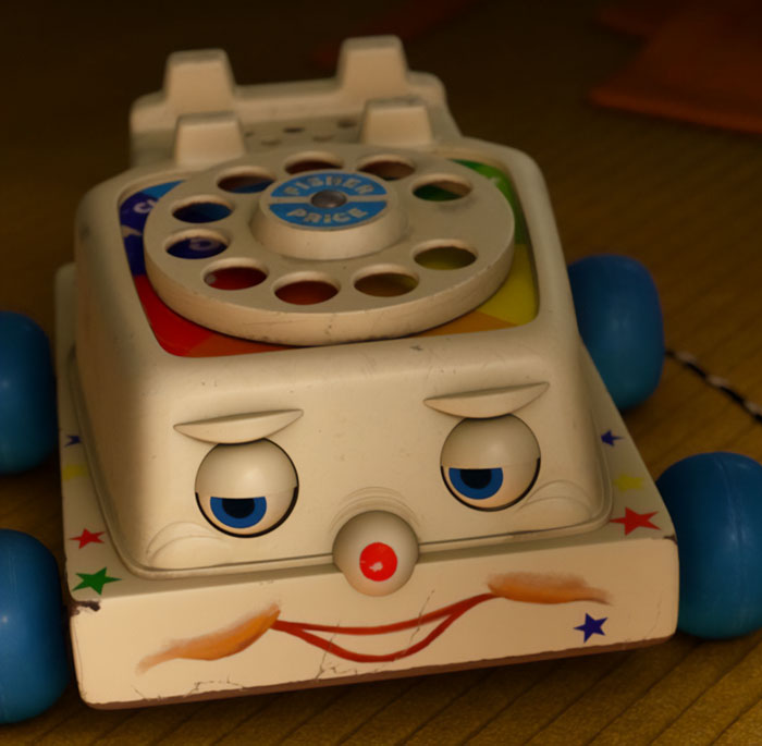 Chatter Telephone looks upset 