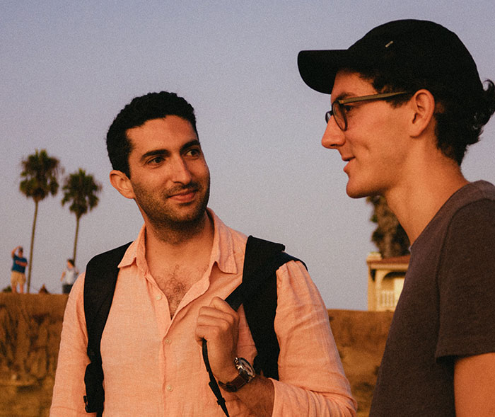 20 Personas hablan del momento en el que se dieron cuenta de que su “mejor amigo” en realidad no lo era