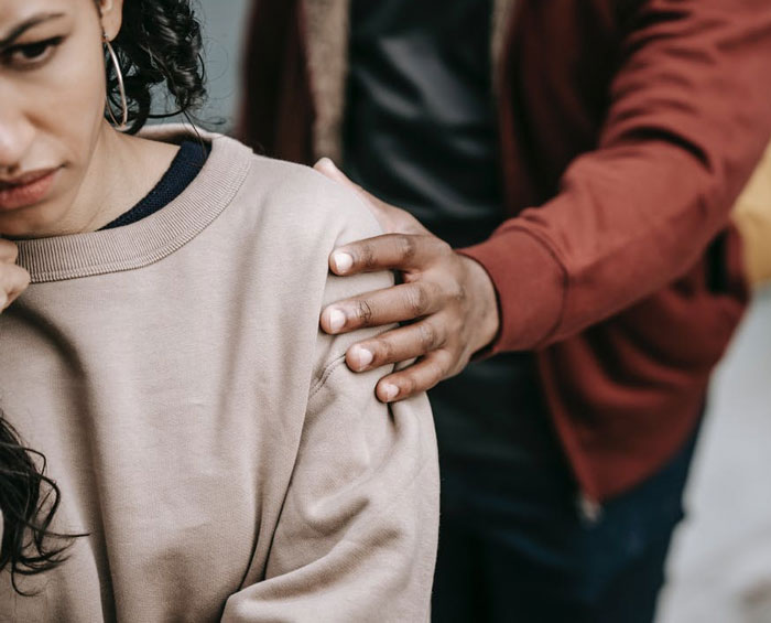 "He Didn't Want To Live In A Flat That Was Bought With &lsquo;Stripper Money&rsquo;": Woman Won't Sell Her Flat, Relationship Drama Ensues