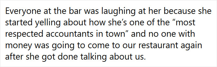 Karen Storms Into A Restaurant Demanding Her Sandwich Much Earlier, Destroys A $200 Sign After It's 1 Minute Late - 5