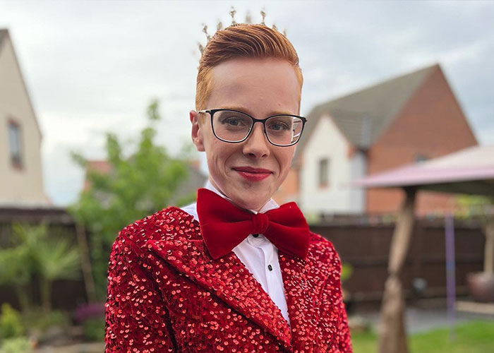 Supportive Mom Shares Pics Of Son Wearing A Dress For Prom, Inspiring Others To Accept And Celebrate Their Children - 11