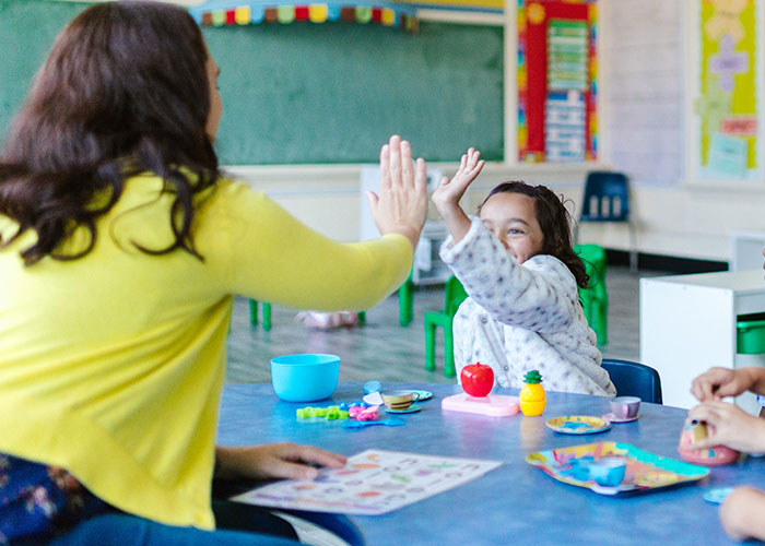 This Thread Has Teachers Revealing How Kids Have Changed Over The Years, And Here Are 45 Interesting Responses