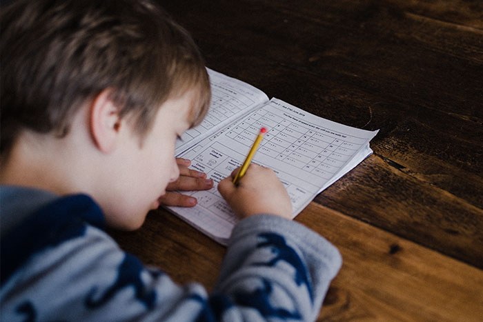 20 Profesores comparten las principales diferencias entre los estudiantes de ayer y de hoy