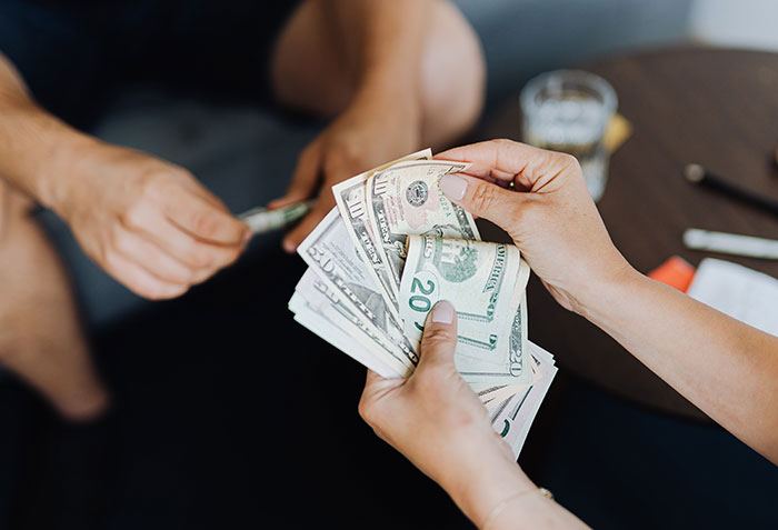 Women Reassure Men They Don't Actually Care About These 30 Silly Things Men Are So Often Insecure About - 12