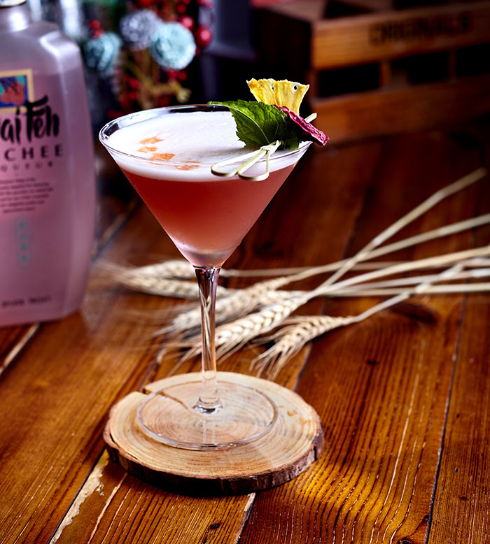 Women Reassure Men They Don't Actually Care About These 30 Silly Things Men Are So Often Insecure About - 4