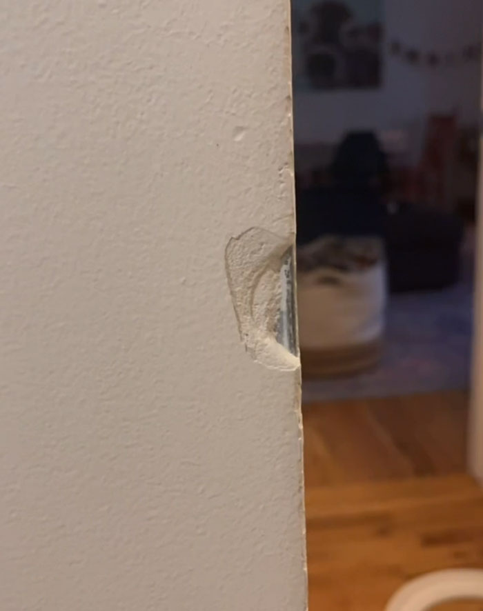 "Don&rsquo;t Move To NYC Right Now": Woman Shows What Her Apartment Looks Like After Landlord Suddenly Increases Her Rent By $700