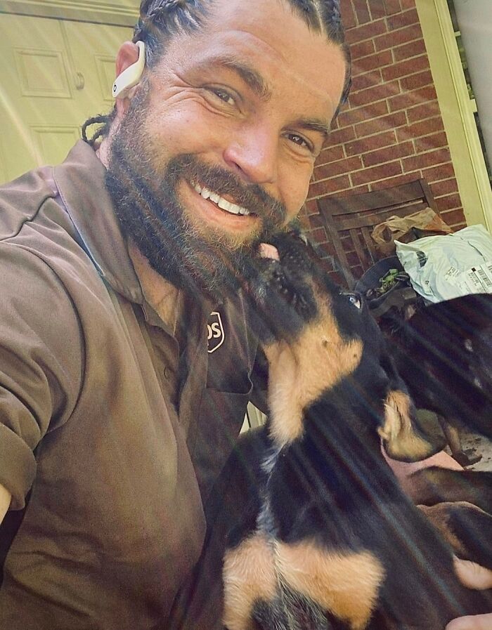 ¡Sale el sol, cachorros fuera! Verano en Huntsville, Texas