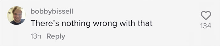 Plus-Size Woman Quits Job After Being Told To 'Cover Her Stomach' Despite All Of Her Petite Coworkers Wearing Similar Clothes Plus-Size Woman Quits Job After Being Told To 'Cover Her Stomach' Despite All Of Her Petite Coworkers Wearing Similar Clothes