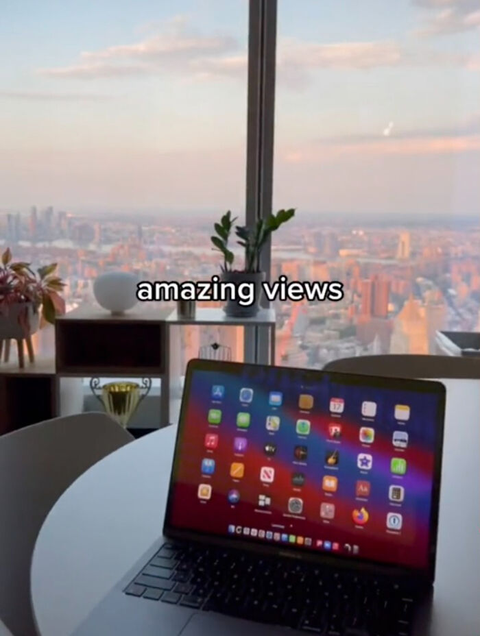 "It&rsquo;s A Trick To Keep You At Work 24/7": Worker Tries To Flex With 'Cool Perks' Her Tech Company Provides, Doesn't Get Jealous Response She Expected