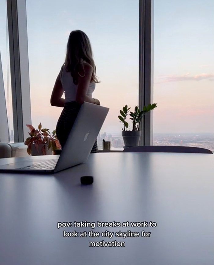 "It&rsquo;s A Trick To Keep You At Work 24/7": Worker Tries To Flex With 'Cool Perks' Her Tech Company Provides, Doesn't Get Jealous Response She Expected