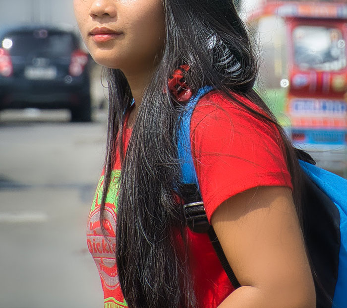 Woman Shares How She Had To Lie To A Stranger About Her Parents Recently Dying To Teach Him Not To Require Smiles From Women