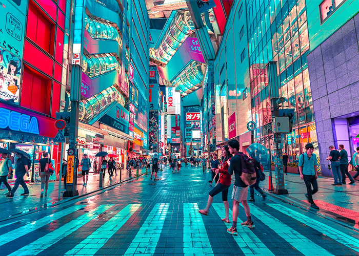 Someone Asked "A Girl Approaches You And Says, 'Pretend We’re Friends. I’m Being Followed,' What Would You Do?", 40 Men Gave Honest Responses