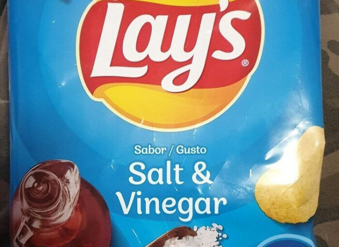 “What’s Something You Like That The Vast Majority Of People Hate?” (30 Answers)