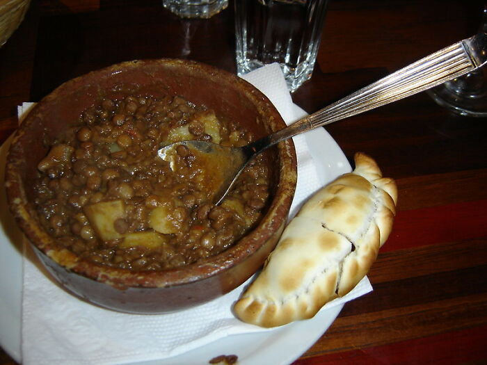 Person Asks "What Dishes Do Professional Chefs Dislike Preparing At A Restaurant?", Gets 30 Various Responses