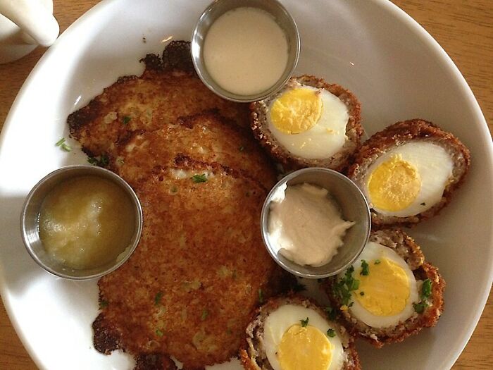 Person Asks "What Dishes Do Professional Chefs Dislike Preparing At A Restaurant?", Gets 30 Various Responses