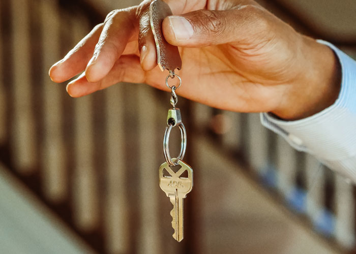 30 People Reveal "Dirty Little Secrets" About The Industries They Work In That Companies Try To Hide From Customers