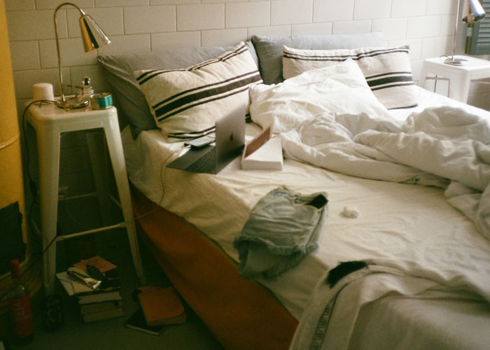 “Just Had A Zoom Job Interview, And The Recruiter Asked Me To ‘Show Her Around The Room’” - 5