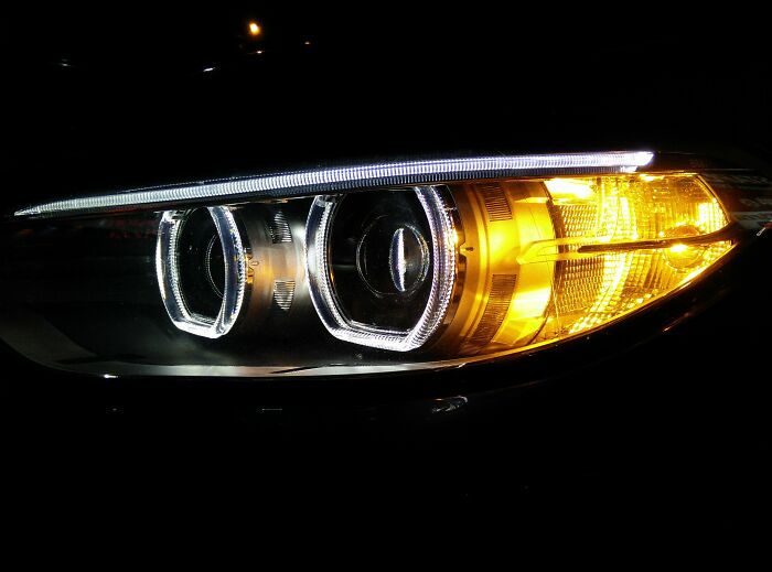 “What’s Something You Like That The Vast Majority Of People Hate?” (30 Answers)