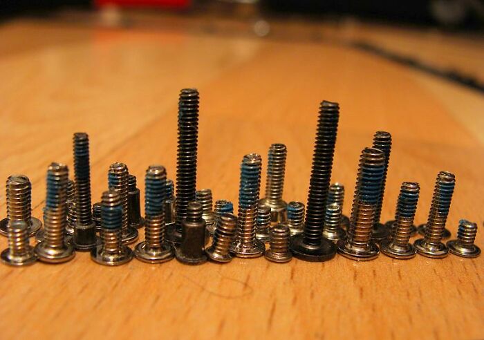 Person Asks "What Is The Pettiest, Silliest, Most Meaningless Hill You Are Willing To Die On?", Receives 30 Replies