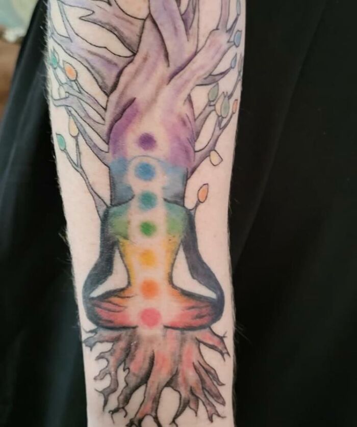 ¿Por qué parece que está cagando chakras?