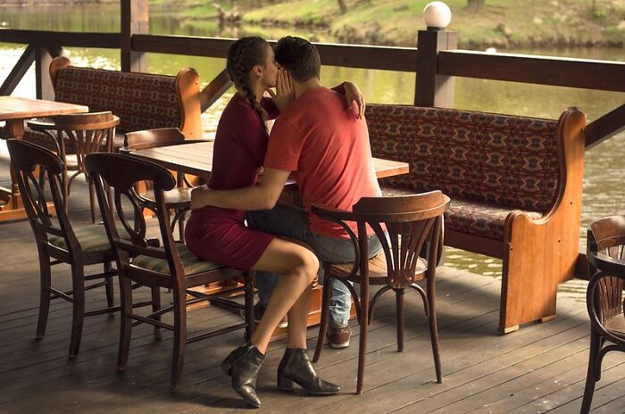 30 Exact Moments That Made Folks In This Online Group End Their Relationship