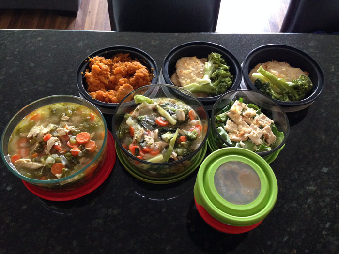 Dad Constantly Steals 17 Y.O. Daughter’s Food, She Deliberately Starts Adding Lemon To Her Food Because He Is Allergic To Citrus - 16