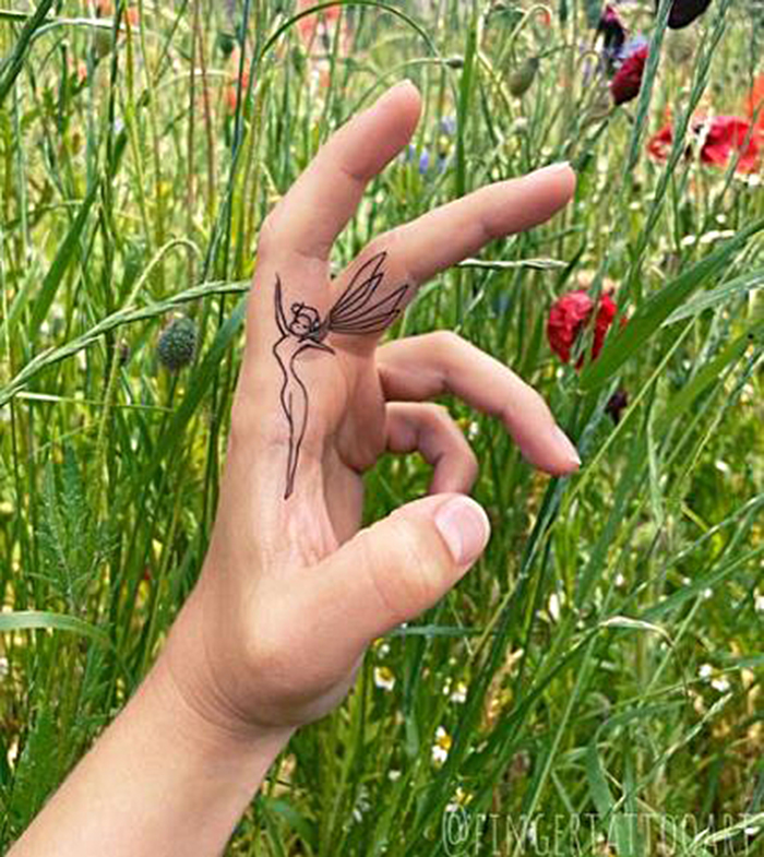 21 Creative Finger Tattoos 21 Creative Finger Tattoos
