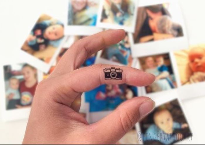 21 Creative Finger Tattoos 21 Creative Finger Tattoos