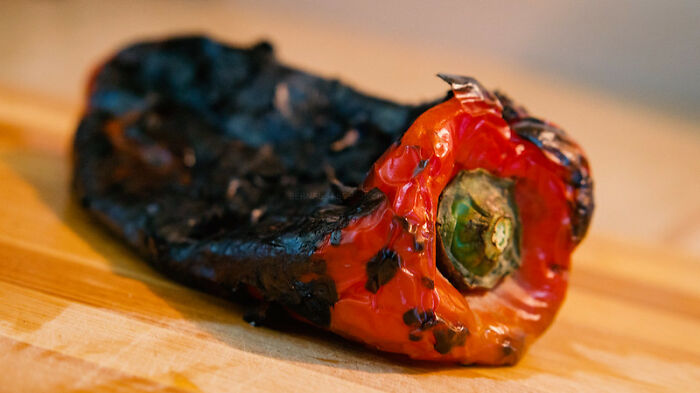 Person Asks "What Dishes Do Professional Chefs Dislike Preparing At A Restaurant?", Gets 30 Various Responses