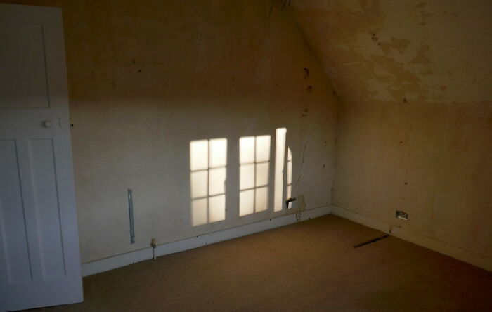 35 Strange Secret Rooms These People Found In Their Homes, Shared In This Online Thread