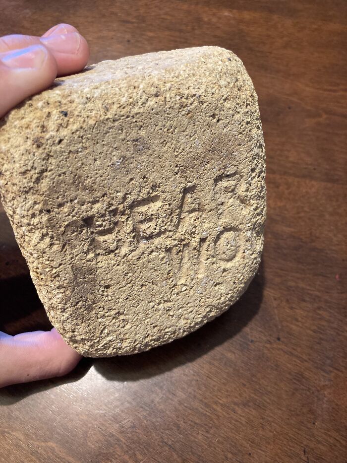 I Found This While Snorkeling In Maui. The Writing Says Hear Wo But I’m Pretty Sure It Use To Say More