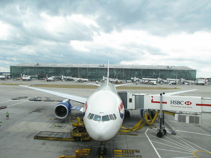 “What’s Your ‘Sir, This Is A Wendy’s’ Moment?” (30 Answers)