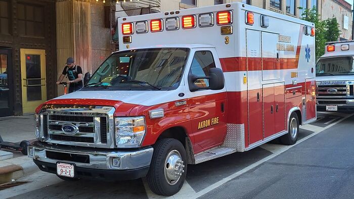 “What’s Your ‘Sir, This Is A Wendy’s’ Moment?” (30 Answers)