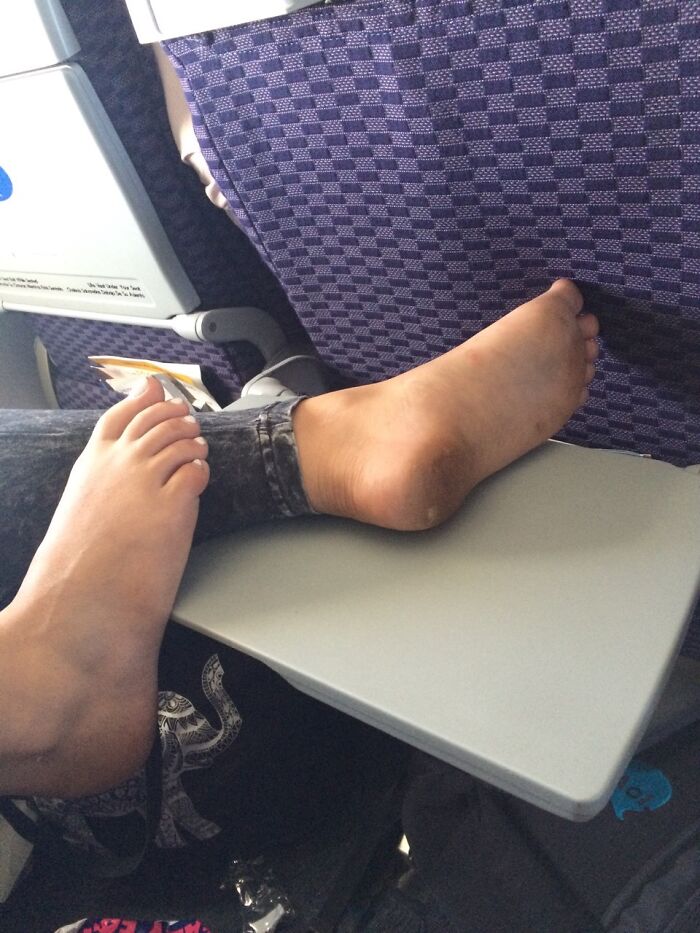 The Girl On The Plane Next To Me Decided To Make Herself Really Comfortable On My Flight To LA Today