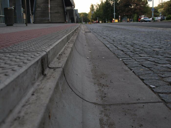 Kassel Kerbs, Concave Curbs That Help Align Low-Floor Bus Wheels So Passengers Can Roll-On & Roll-Off