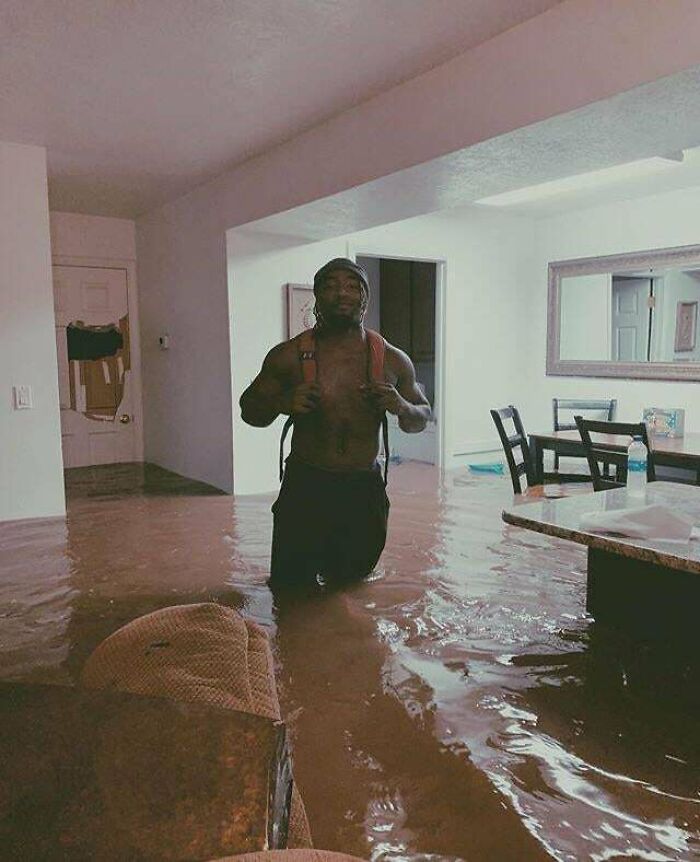 Some Apartments At My Old University Flooded Due To Rain On The First Day Of Classes