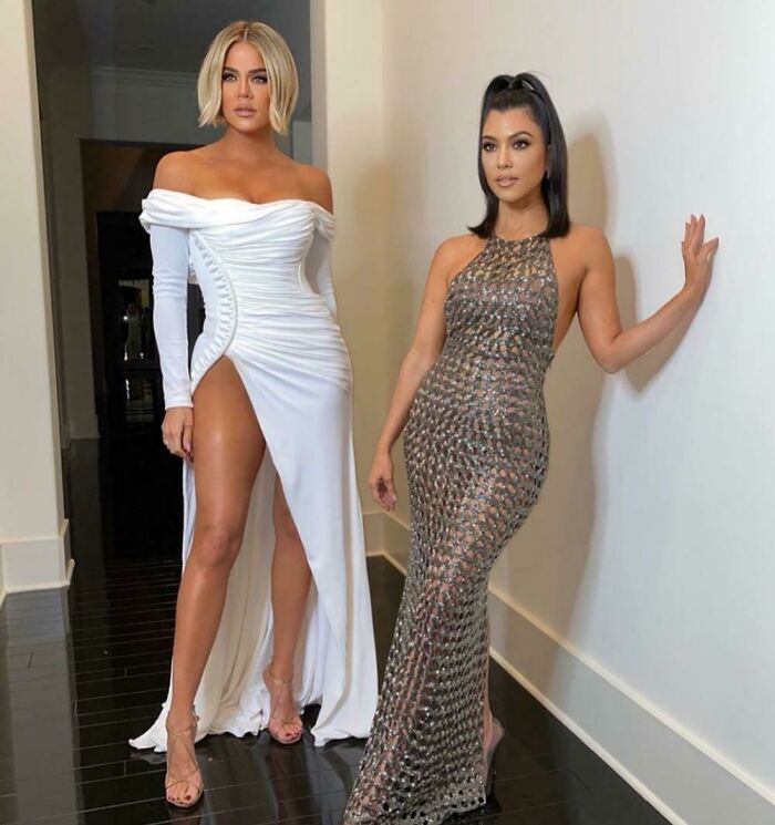 What's Happened To Her Left Thumb