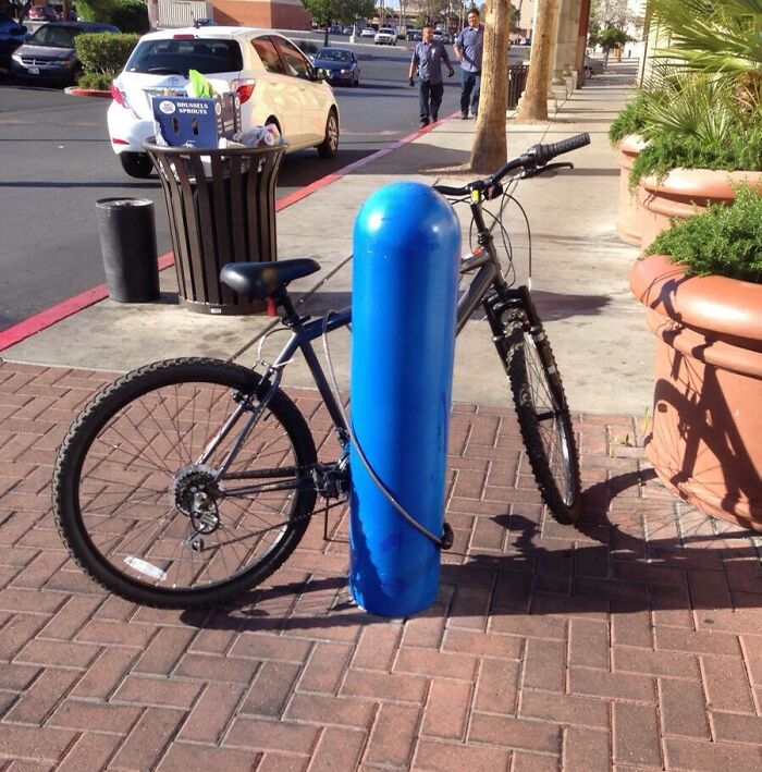 Cuando pensé que la gente que viene a mi tienda no podía ser más tonta